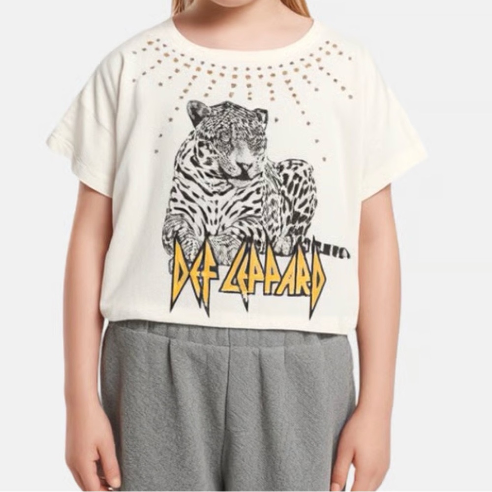 Def Leppard Girls Studded Leopard Graphic Tee Size 10/12 NWT